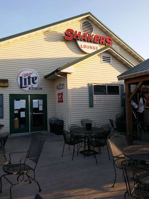 Shakers Lounge-Sports Bar & Grill